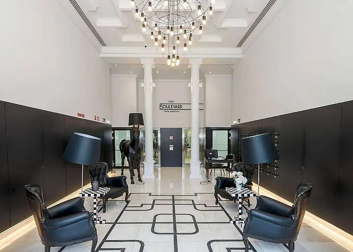 아파트 My Lx Flat Stylish And Design Gem In Rossio 리스본
